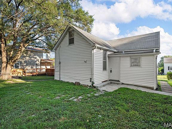 4th image of 4366 Beck Ave