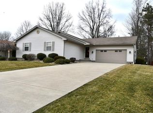 5110 Pine Shadow Ct, Mineral Ridge, OH