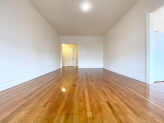 2nd image of 117-14 Union Tpke #Dc2