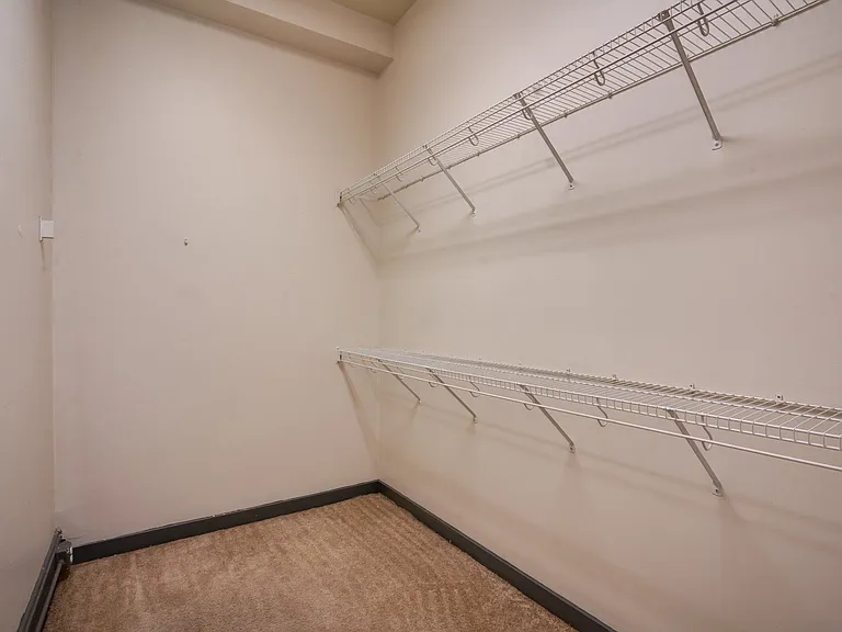 913 Monmouth St #2A — Photo 14