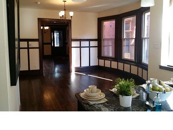 2nd image of 4928 Cedar Ave