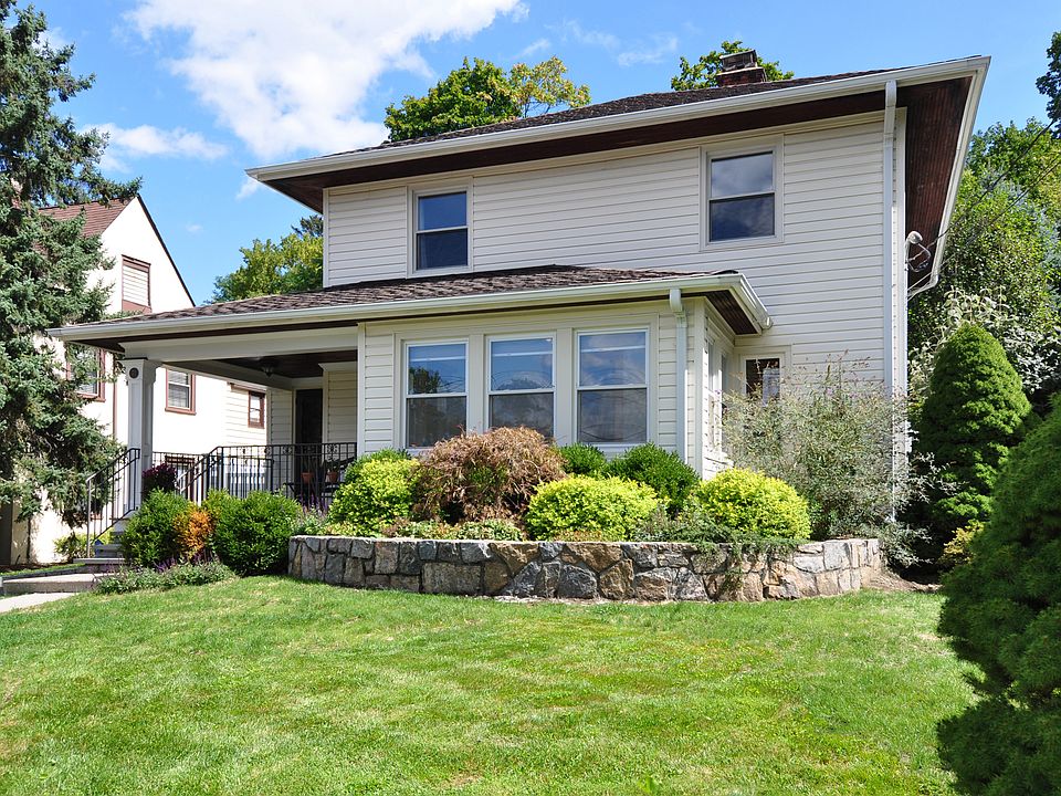 1st image of 71 Bellewood Ave