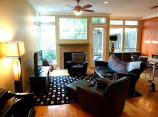 4426 Castle Court Pl, Houston, TX 77006