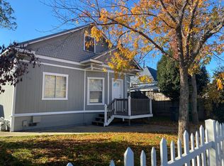 2820 East St #B, Anderson, CA 96007