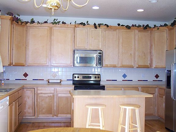 tons of cabinet space