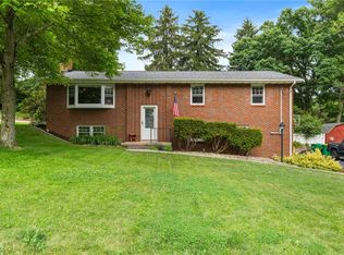 127 Morningside Dr, Butler, PA 16002