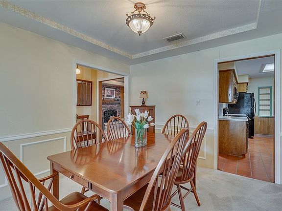 5th image of 2331 Stone Glen Ln