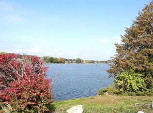 3760 Sleeth Rd, Commerce Twp, MI 48382