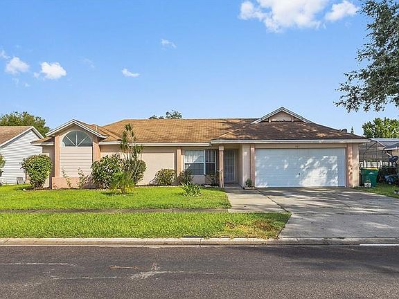 2nd image of 407 Everwood Dr