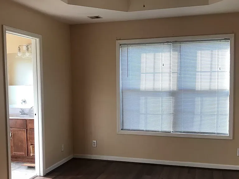 952 Cindy Jo Ct — Photo 7