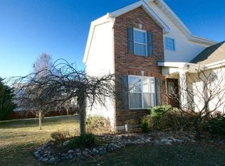 2437 Heather Hill Ct, Belleville, IL 62221