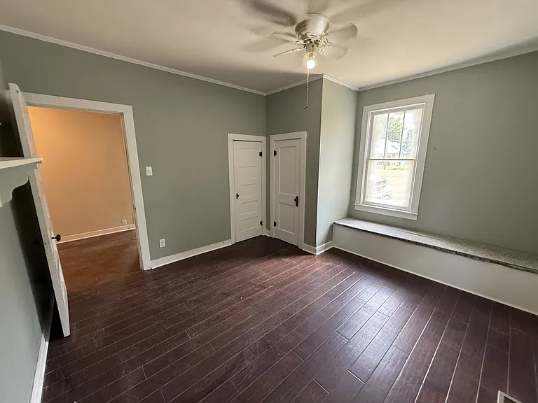 25 Woodrow Ave — Photo 17