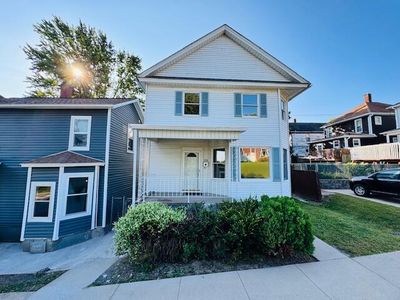 106 E 8th St, Muscatine, IA, 52761