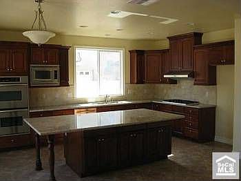 2nd image of 2104 Canyon Cir