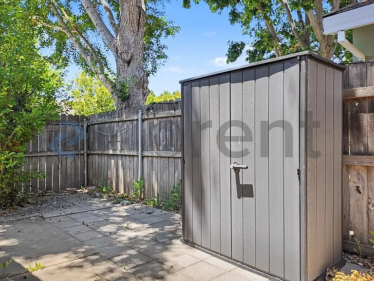 691 Cutting Way — Photo 53