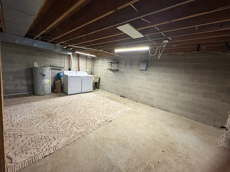 1414 Whitpain Hls — Photo 17