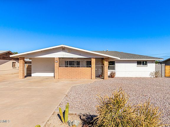 2nd image of 108 E LA MIRADA Drive