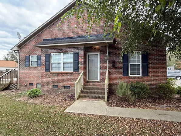 106 Whitley St, Mount Olive, NC 28365