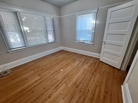 5th image of 232 River St APT 14