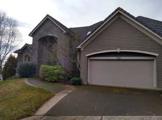 9110 NW McKenna Dr, Portland, OR 97229