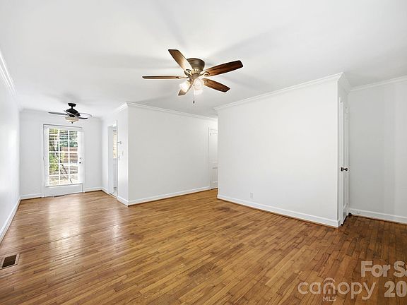 2nd image of 1833 Jameston Dr