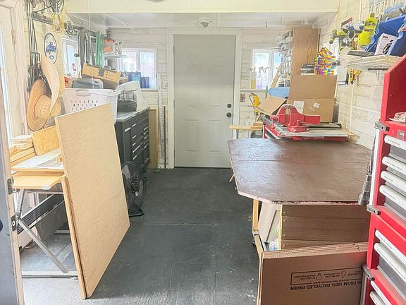 5th image of 3290 S MONTGOMERY Road #3