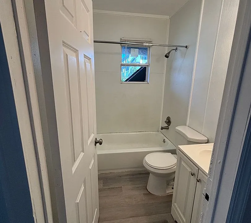 653 Union Ave #657