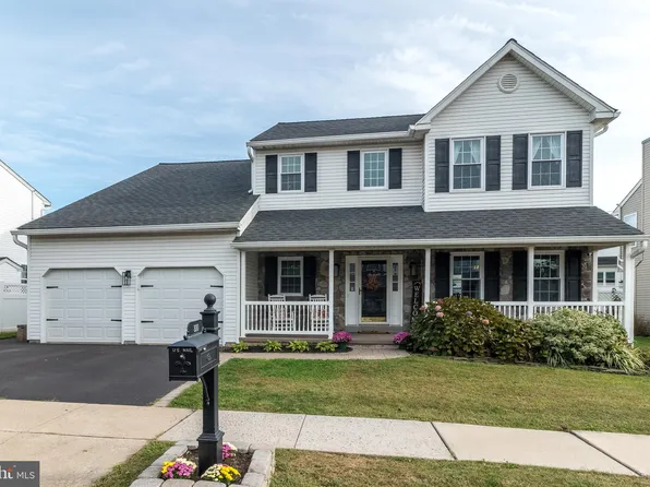 810 Karlyn Ln, Collegeville, PA 19426