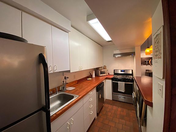 new dishwasher and stove (gas)