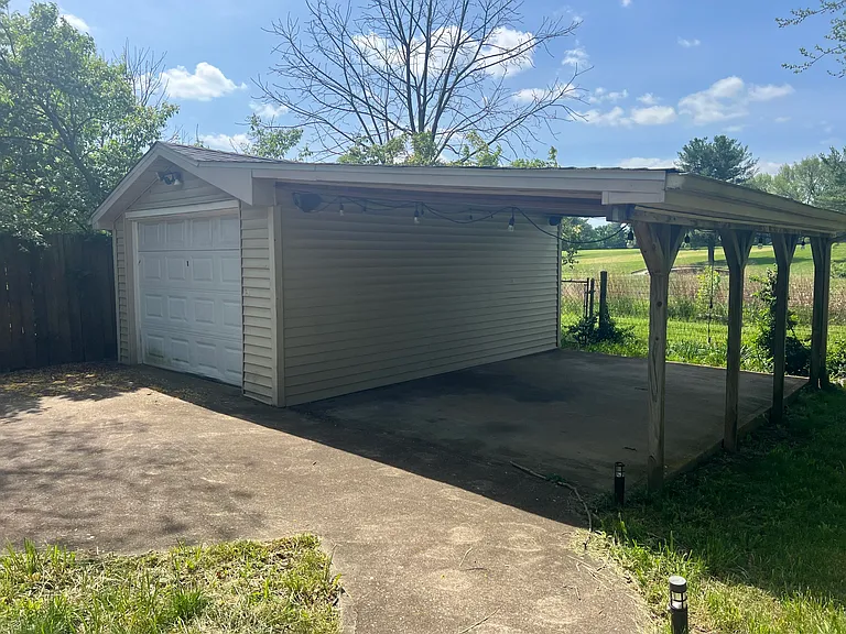 706 Golfview Dr — Photo 17