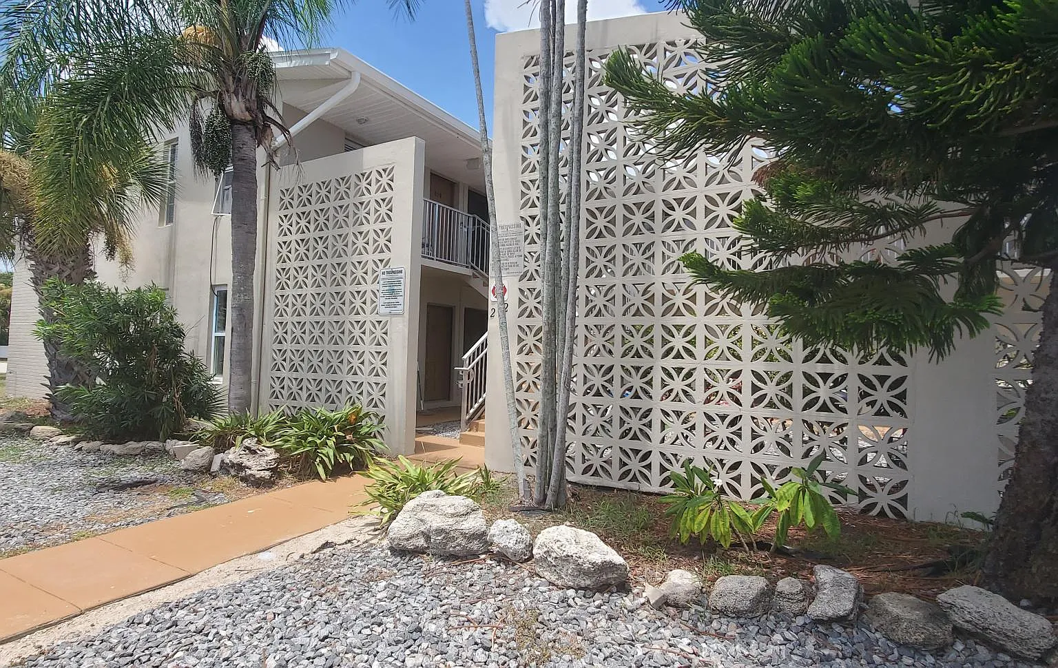 1 bed, 480 sqft, $1,050 — Photo 1