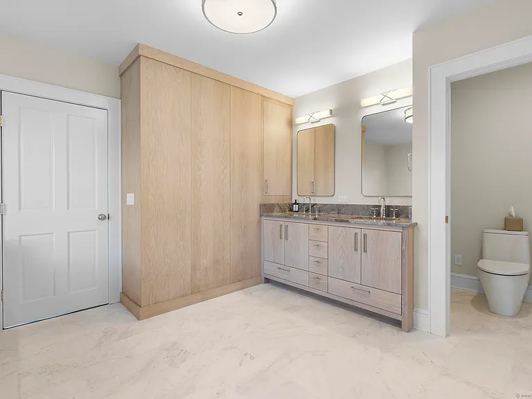 447 Reef Rd — Photo 16