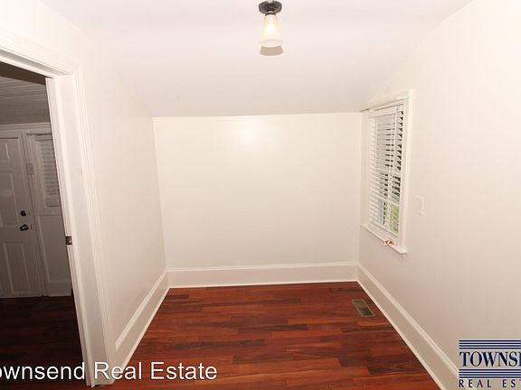 4th image of 417 Park Ave