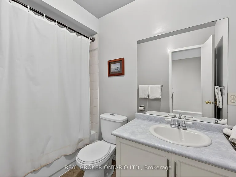 1895 Applewood Ave #UPPER — Photo 22