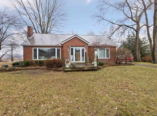 212 E Shearer Rd, Hope, MI 48628