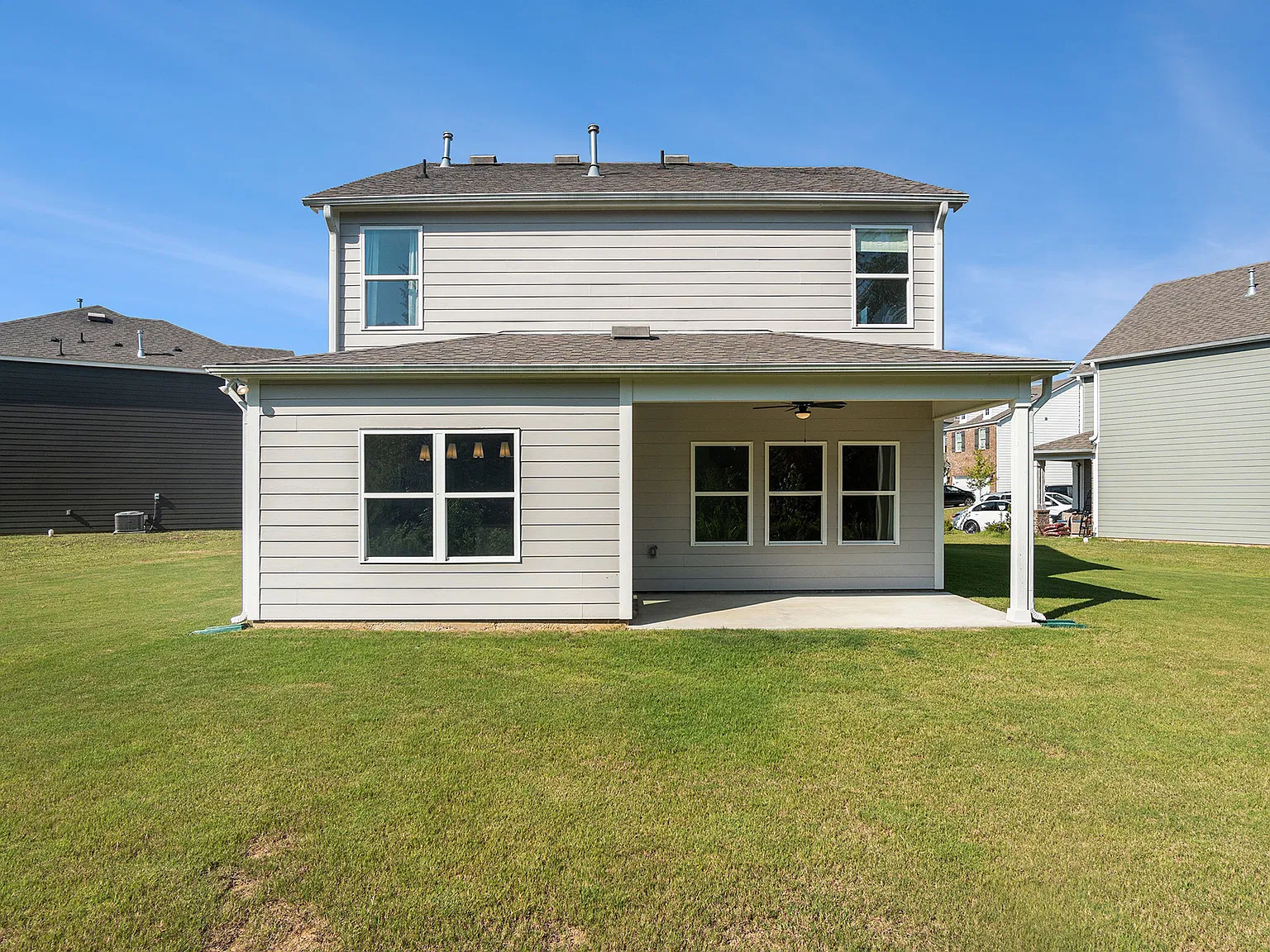 4 bed, 2.5 bath, 1822 sqft, $2,295 — Photo 4