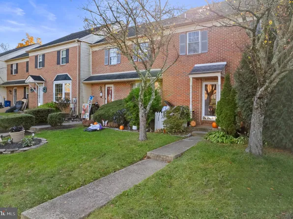 121 Goshen Rd, Schwenksville, PA 19473