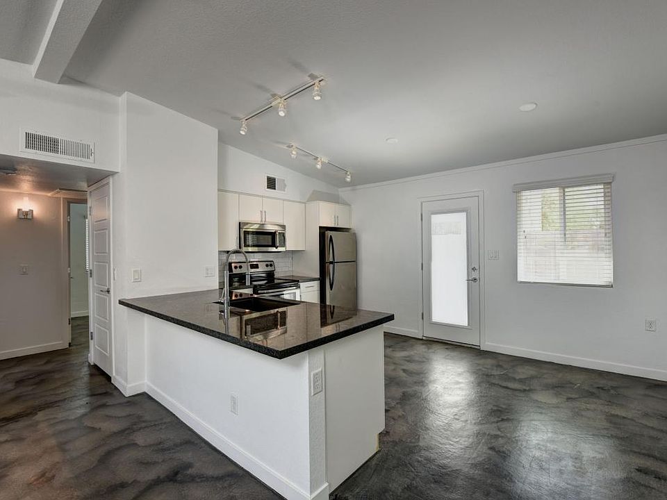 1st image of 2031 E Glenrosa Ave