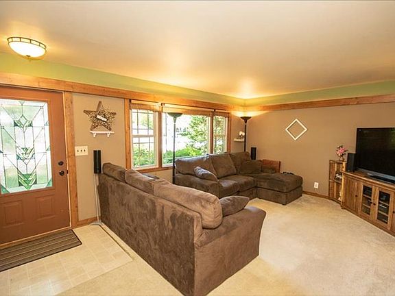 4th image of 3932 W Mary Ann Dr