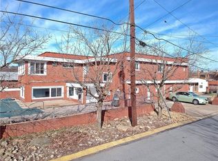 3000 Valley Ridge Rd, McKeesport, PA 15133