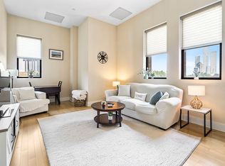 4 Beacon Way APT 313, Jersey City, NJ 07304