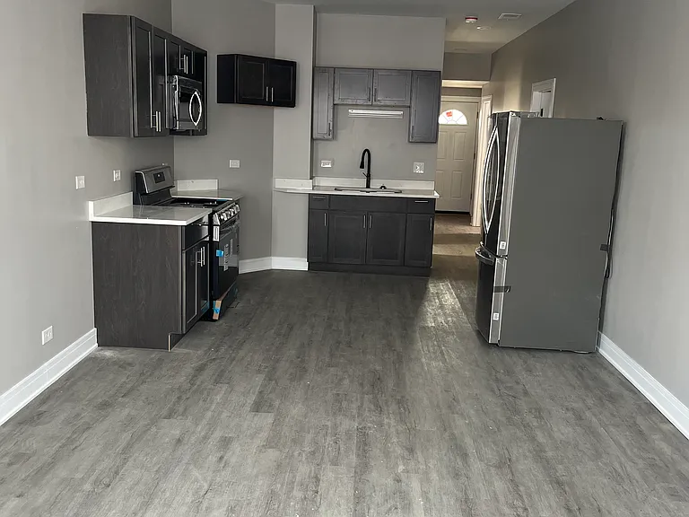 4831 W Gladys Ave #2 — Photo 14