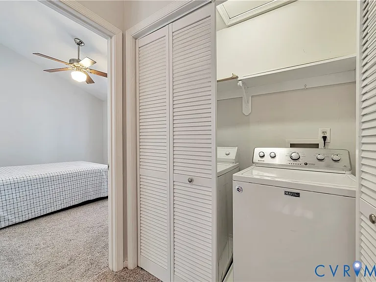 2716 Schooner Ct — Photo 24