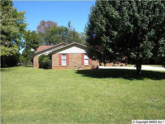 2nd image of 205 S Elton Cir
