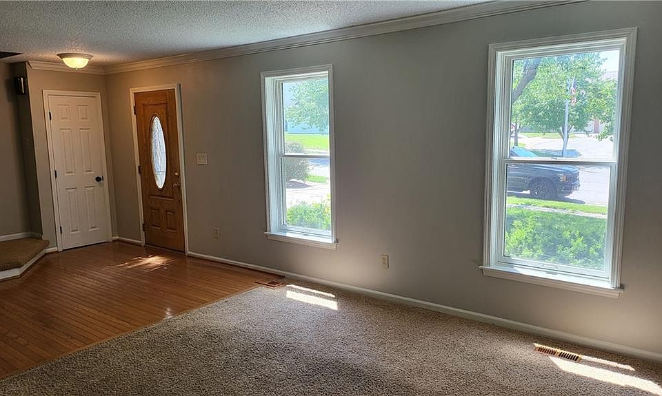 8325 N Flora Ave, Kansas City, MO 64118 MLS 2444740 Zillow