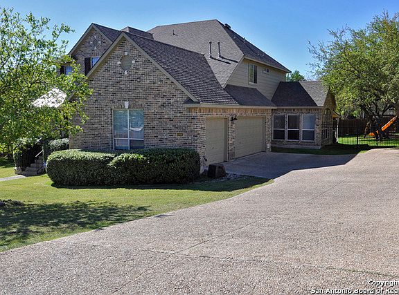 2nd image of 1806 Cactus Cir