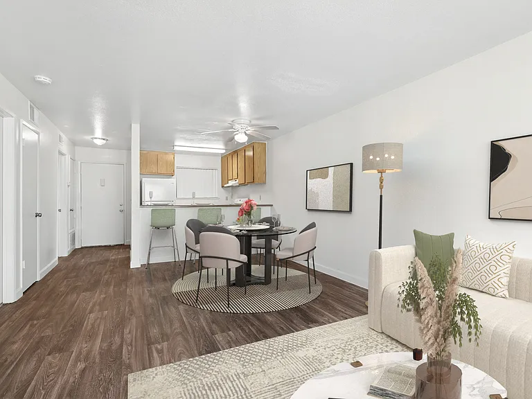 California Place Apartments — Photo 24