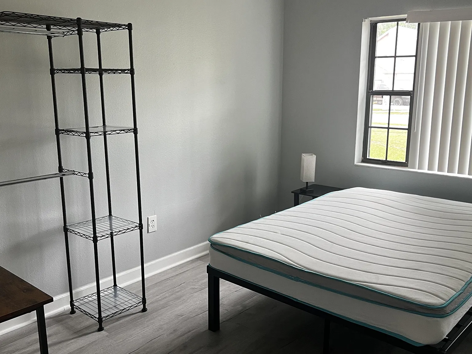 4 bed, 2.0 bath, 1592 sqft, $905 — Photo 1