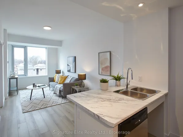 2382 Kingston Rd #407, Toronto, ON M1N 0C5