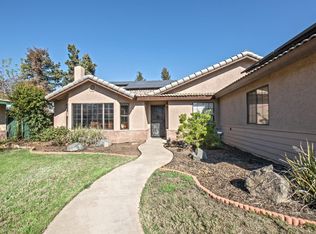 3618 E Willow Ct, Visalia, CA